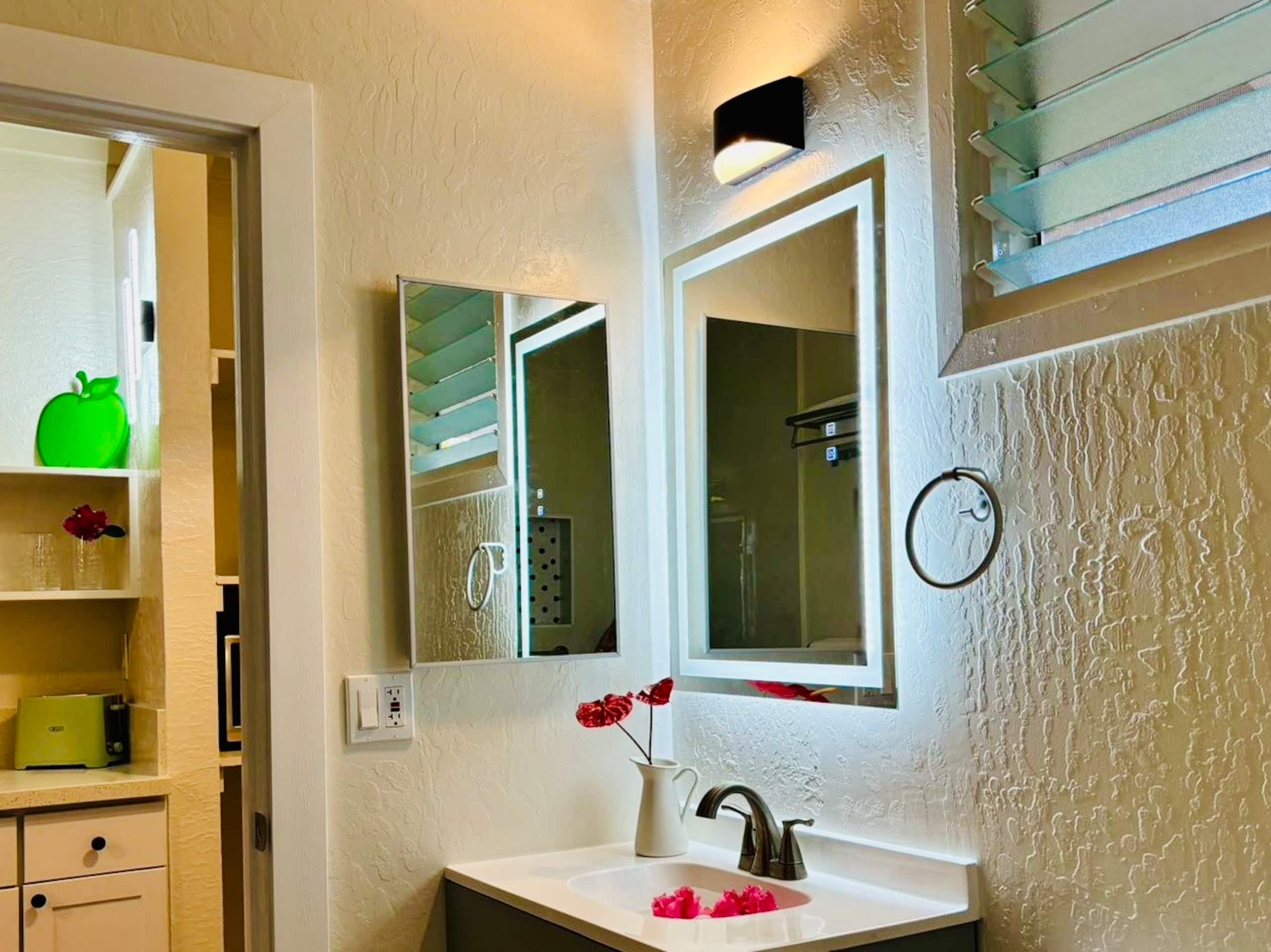 Guesthouse in Kailua-Kona · ★4.94 · 1 bedroom · 1 bed · 1 private bath - Image 26