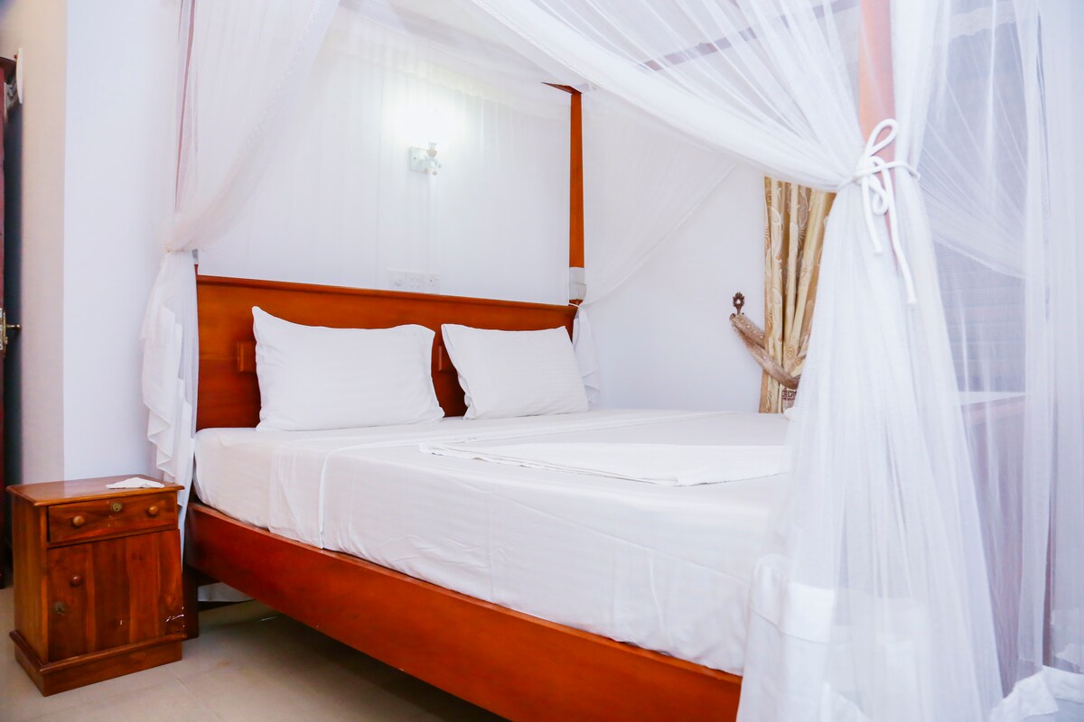 საძინებელი 4