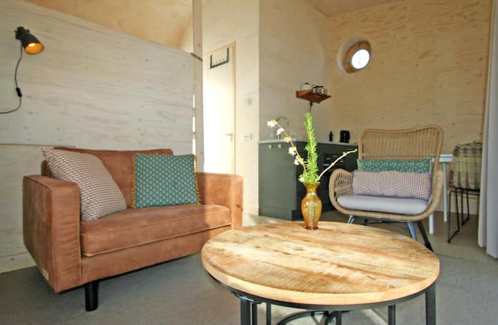 Petite Maison Durable Dans La Nature - Ede