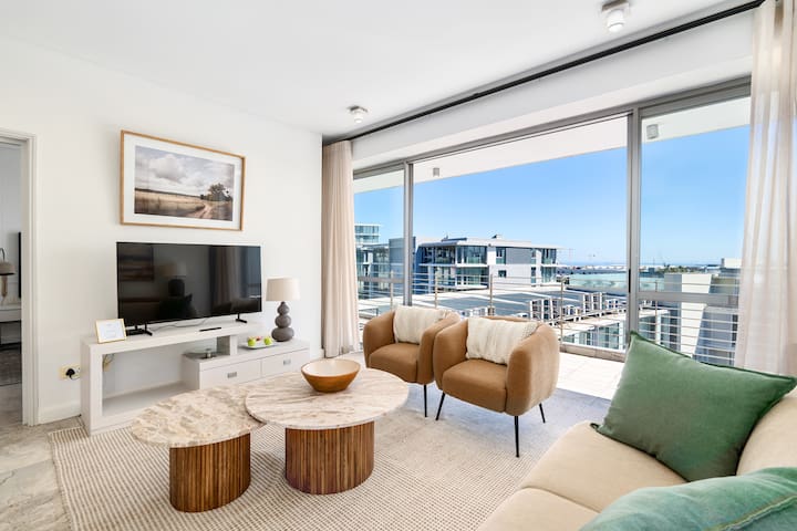 2 Bedroom Penthouse on the Cape Town Foreshore