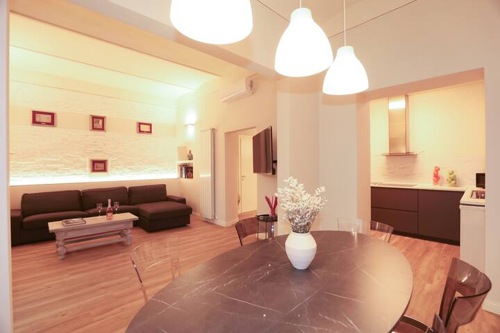 Pergola Theatre Apartment gallery image 5