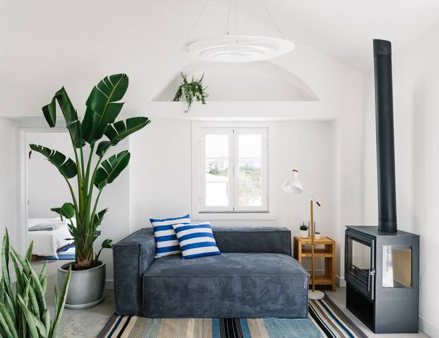 Ocean Casitas: 7-Bedroom Cliffside Escape gallery image 2