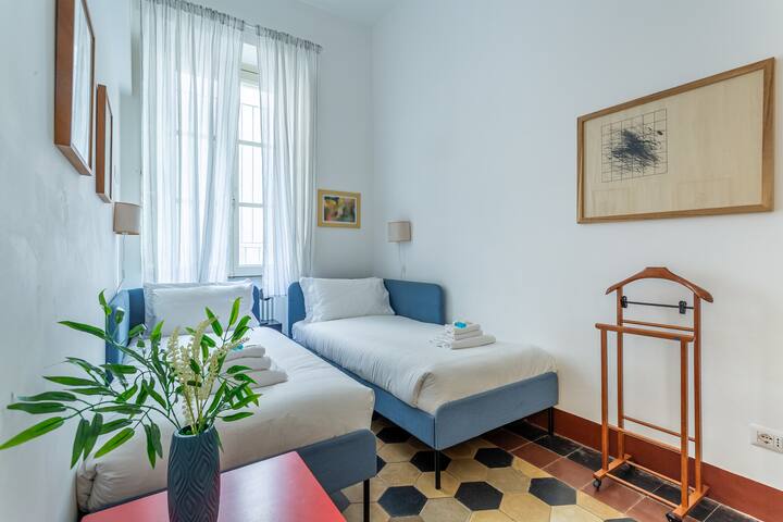 Iflat | Comfortable & Spacious Dolce Vita Retreat gallery image 2