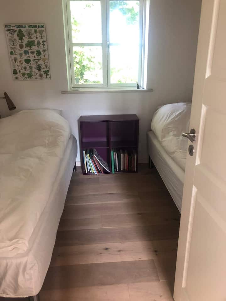 غرفة النوم 2