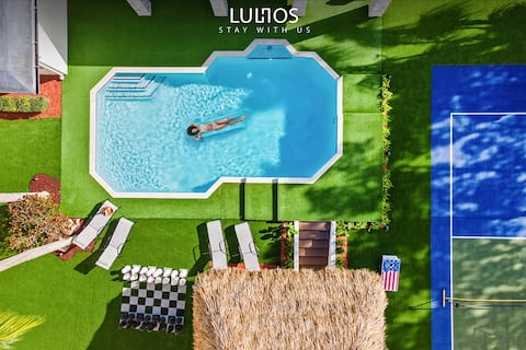 Spacious Retreat w/ Games & Heated Pool