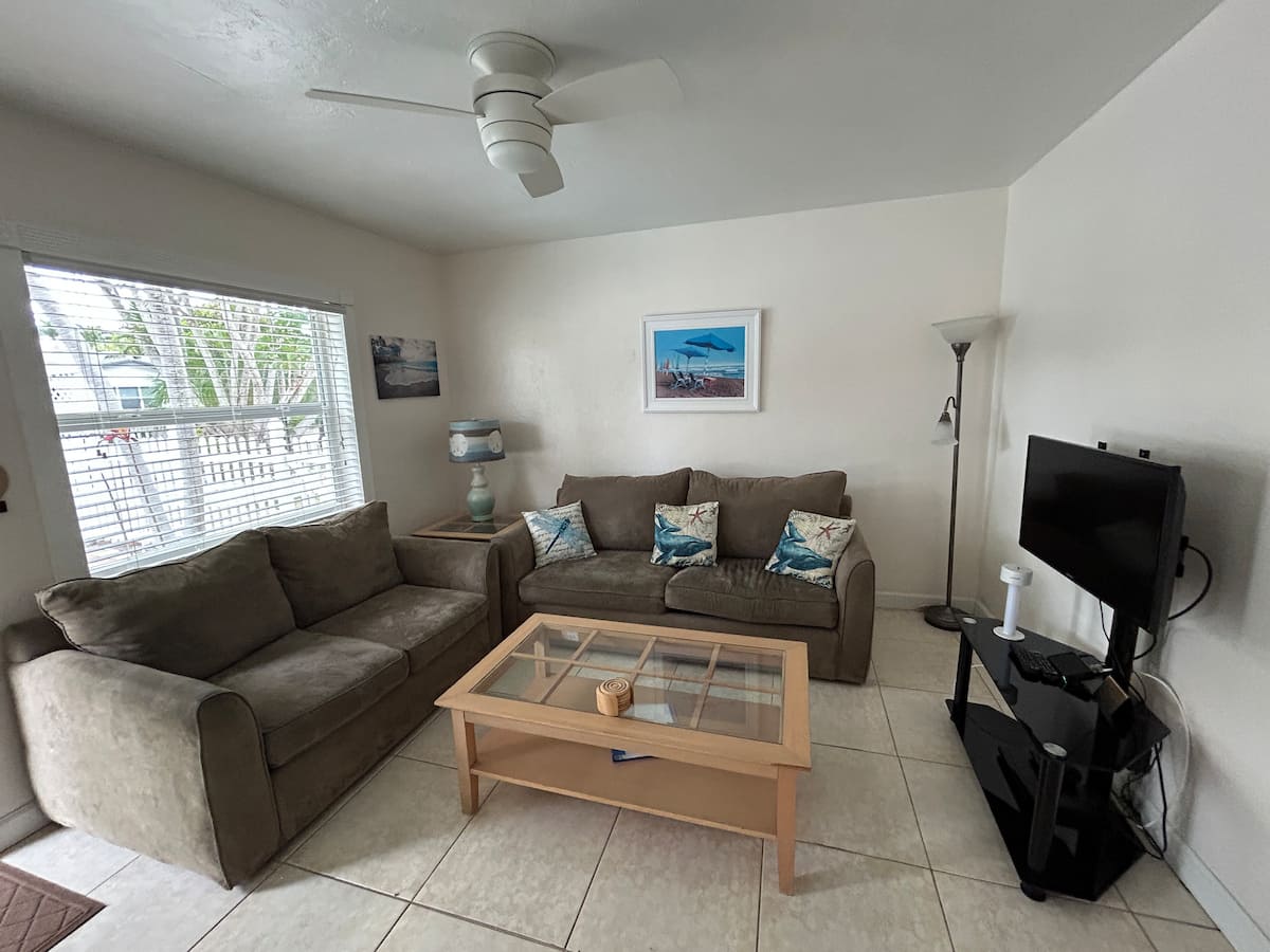 Paradise Island - Unit #2