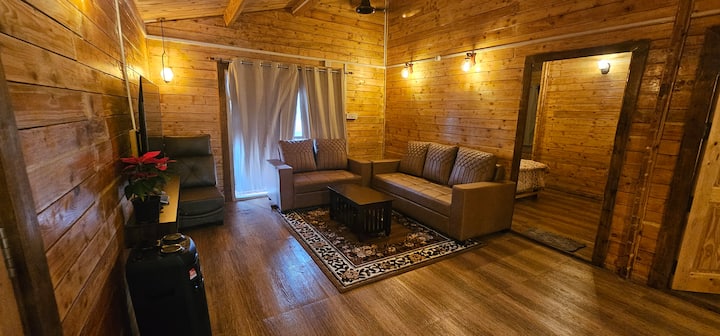 Rustic Wood - The Cozy Nature Escape - Hyderabad