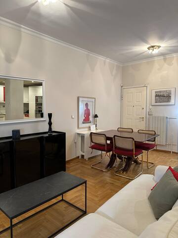 Acropolis Elegant Apartment II