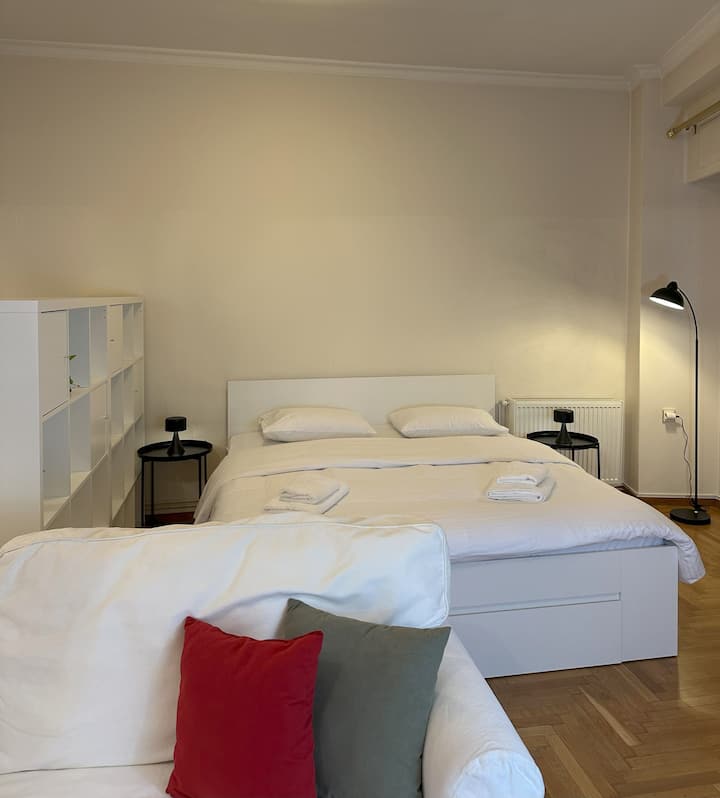 غرفة النوم 2