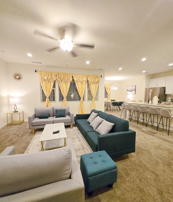 Sequoia Explorers Retreat In Heart Of Visalia - Tulare, CA