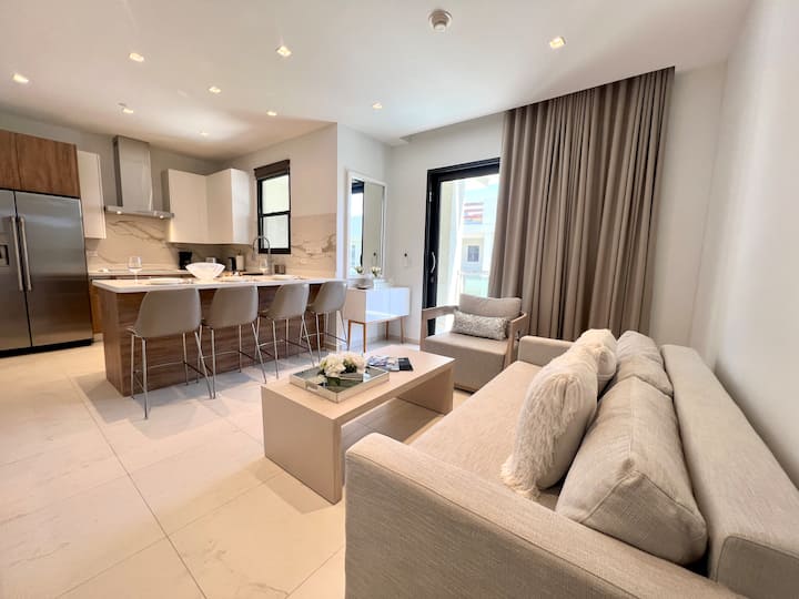 Luxurious Ocean View Private Balcony - 2 Bd/2bath - Aruba