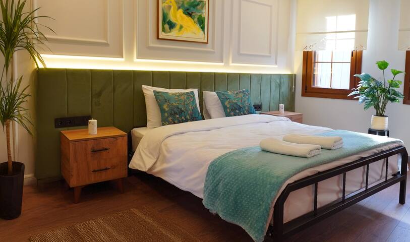 Bedrettin Mansion /4 En-Suite Rooms with Garden gallery image 2