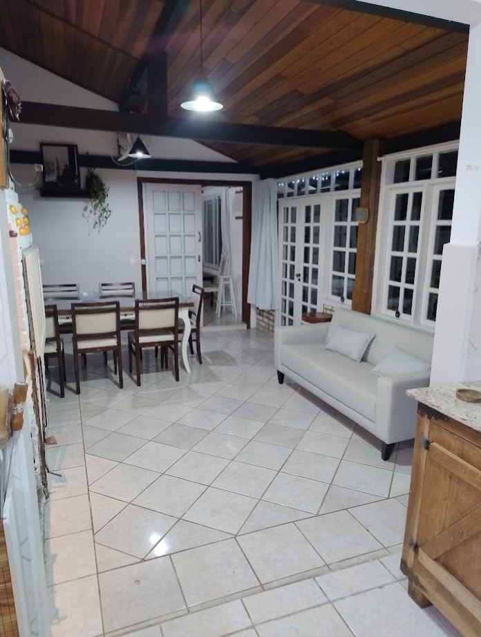 غرفة المعيشة