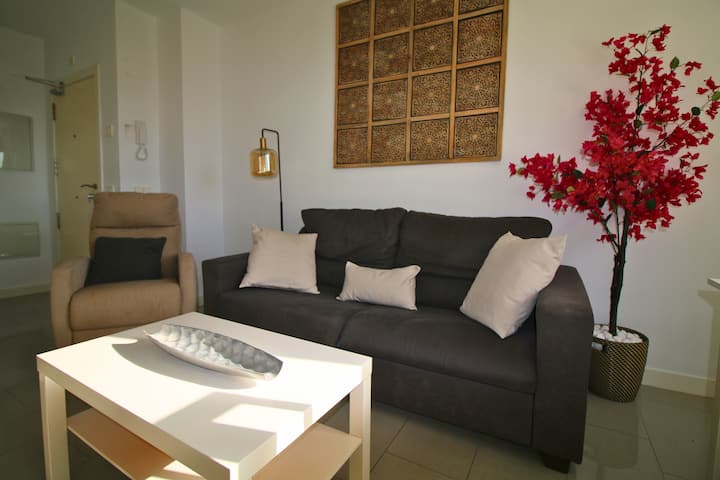Playa Marinsa: Pool, Parking & Sunshine All Year - Torre del Mar