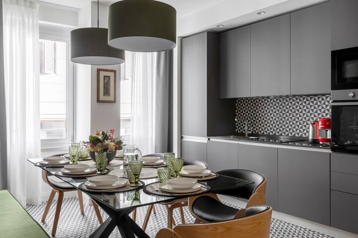 “Le Due Cupole” Luxury Apartment B gallery image 3