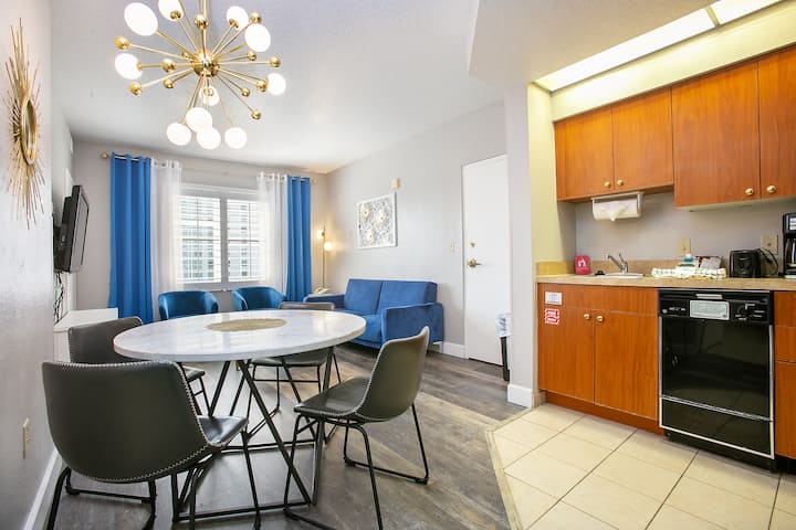 1 Br/1bath Near Universal Parks- Kitchen-free Park - Orlando, FL