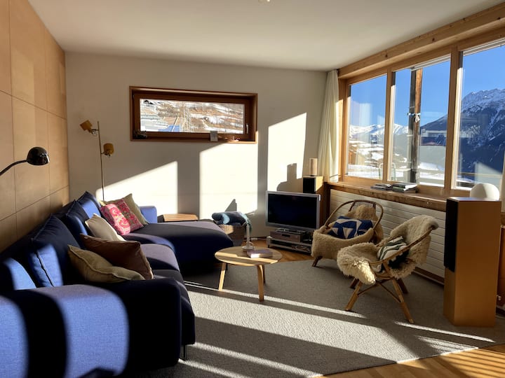 Wohnung Mit Weiter Aussicht - Scuol