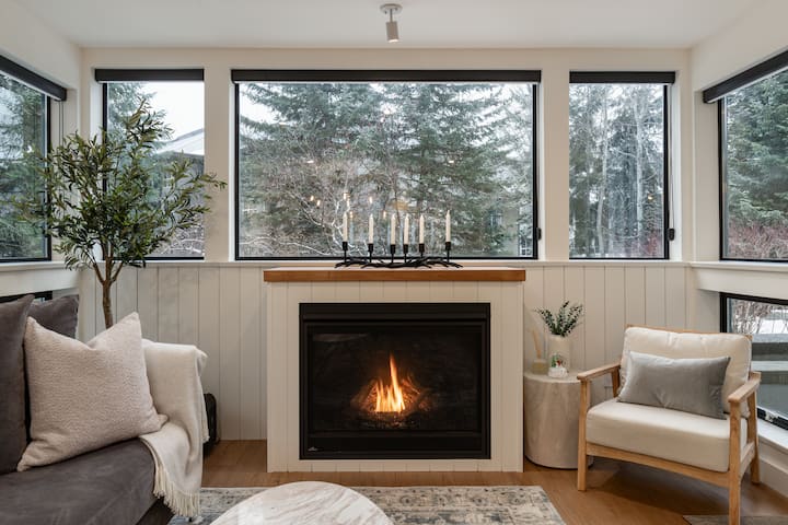 Whistler Ski In/out Luxury Mountain Getaway - Whistler