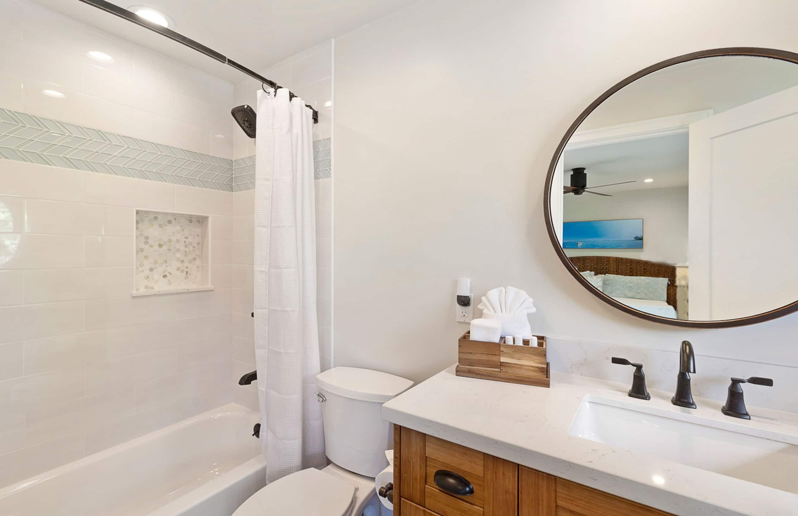 Home in Lahaina · ★5.0 · 3 bedrooms · 4 beds · 4 shared baths - Image 87