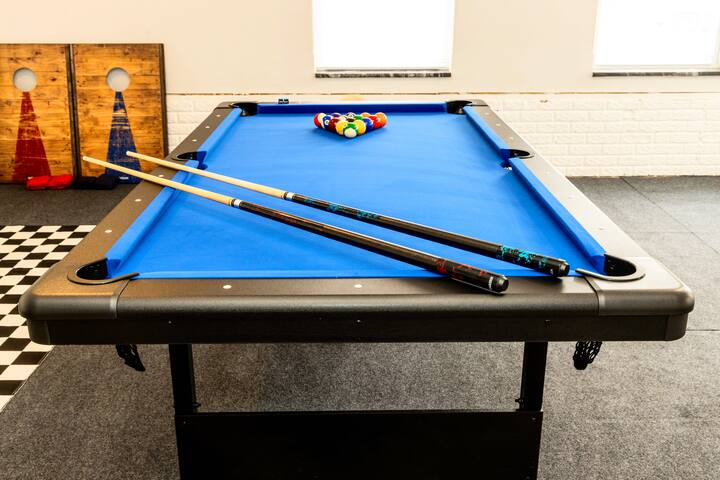 Columbus Palace w/ Rooftop Hot Tubs & Game Room gallery image 3