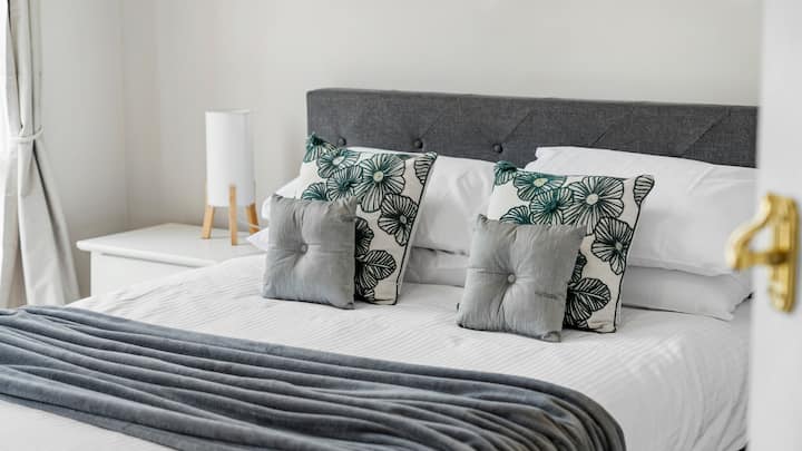 Colonial Retreat Peaceful, Pet-friendly Comfort - バララット