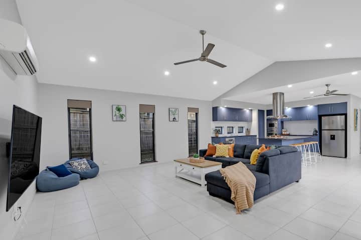 Trinity Beach Oasis: Poolside Retreat & Serenity - Trinity Beach