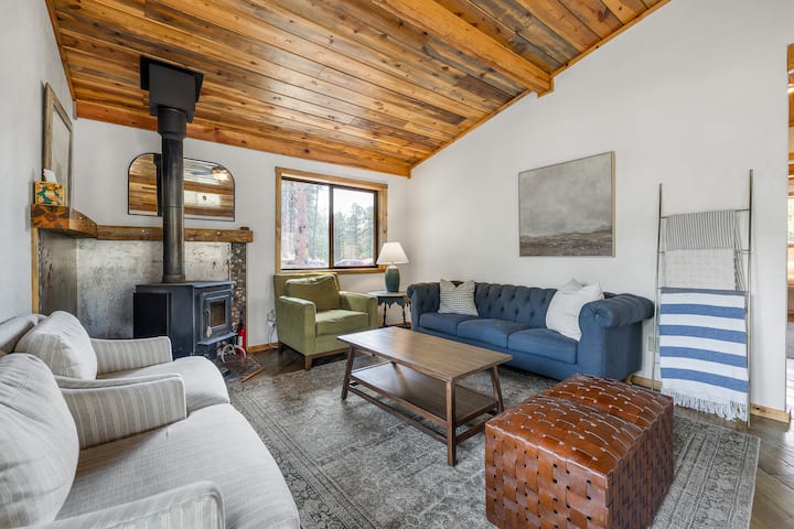 The Oak Grove Cabin - Mount Rushmore