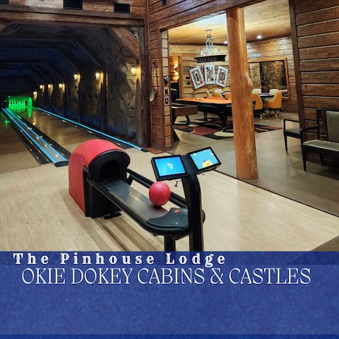 Pinhouse: Bowling, Slide, Splash, Golf, Sleeps 50