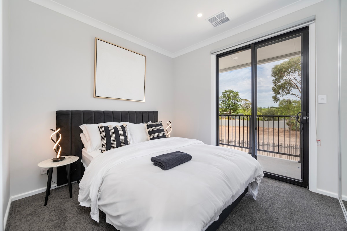 غرفة النوم 1