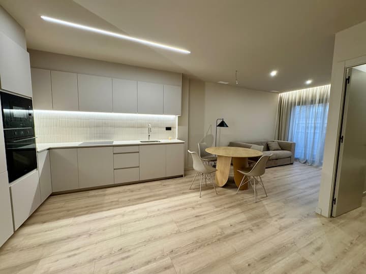 Piso Confortable Con Estilo 2b - Badalona