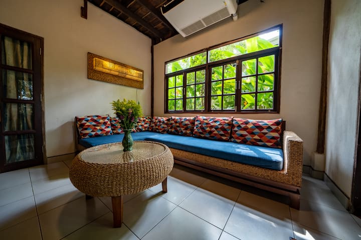 Funky Handmade House - Thailand