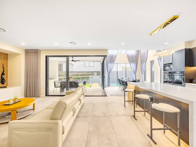 Brand New 5BR Luxe Multi-Million$ Mansion w/ Pool! gallery image 2