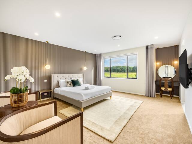 Brand New 5BR Luxe Multi-Million$ Mansion w/ Pool! gallery image 3