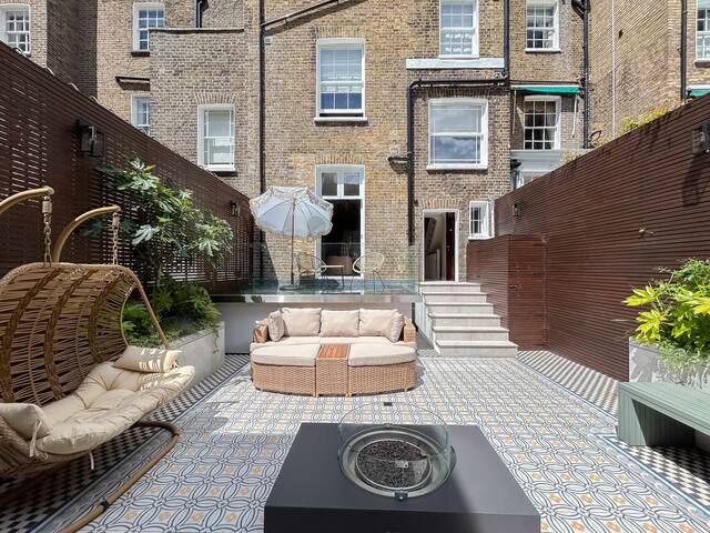 The Knightsbridge Residence gallery image 4