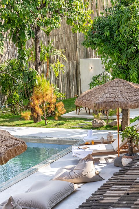 Private Pool | Old Town | Tropical Garden |Mansion