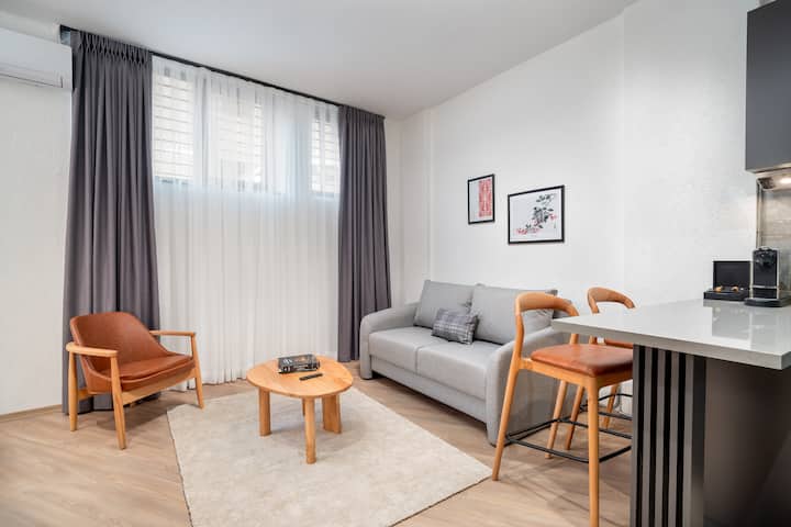 Spacious Design Apartment In Istanbul City Center - Istanbul