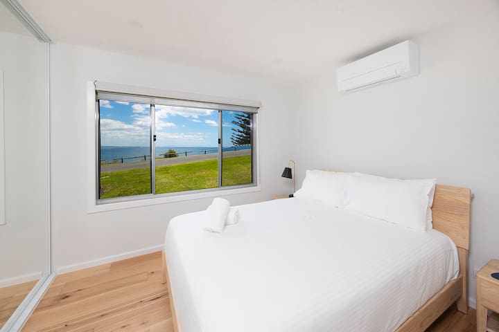 Mirador on Bennetts gallery image 3