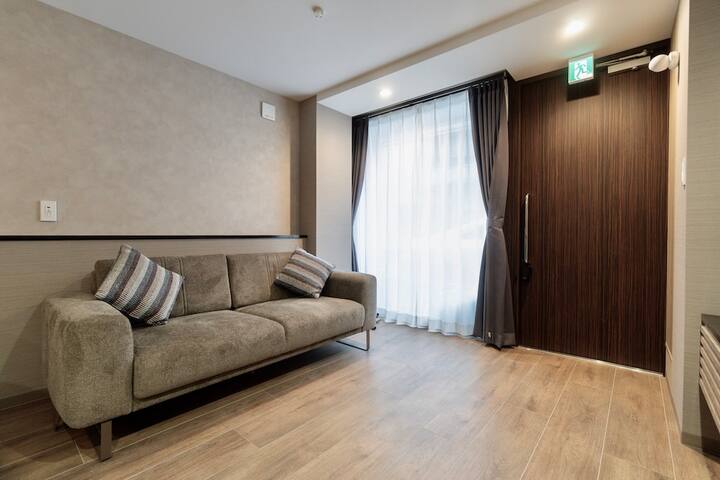 東京タワー徒歩圏|100平米広い一棟まるまる貸切MAX9人|フルリノベ済|羽田空港まで電車一本21分 gallery image 4