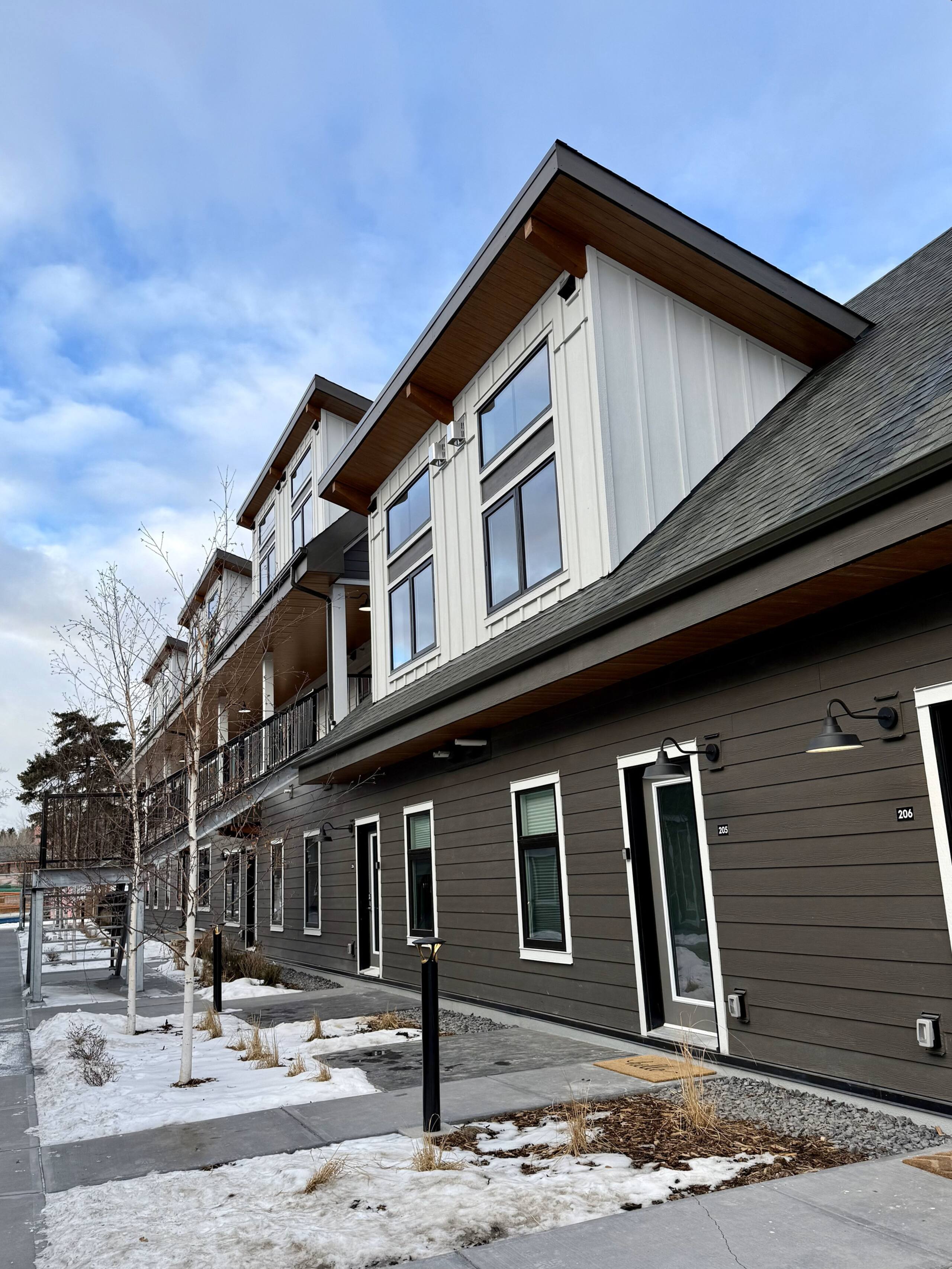 Mountain Retreat w/ Views & Hot Tub Near Banff - Photo 37