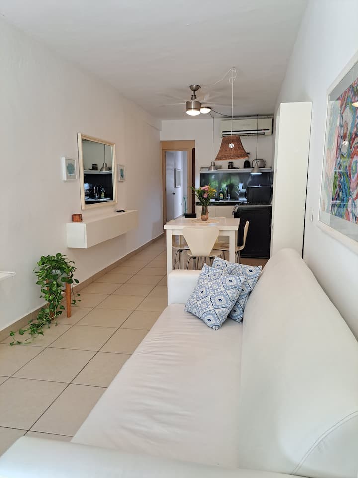 Family-friendly 2br Retreat W/cozy Patio In Playa - Playa del Carmen