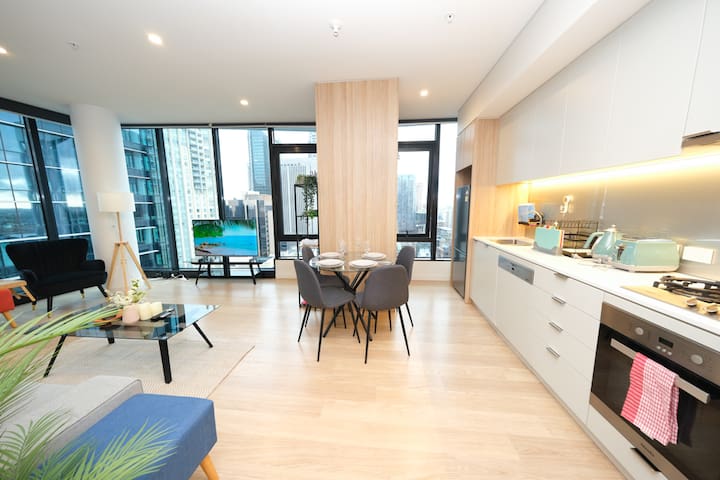 Sydney CBD city luxury 2 bedroom at York st Sydney