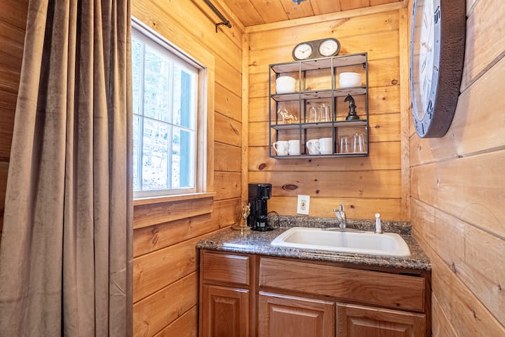 The Saratogian (Unit #8) - Lake George, NY