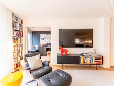 Top Airbnb: Modern City Apartment in Zürich