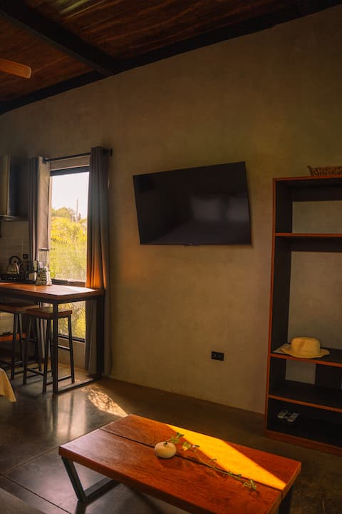 Stylish Studio Apartment 5