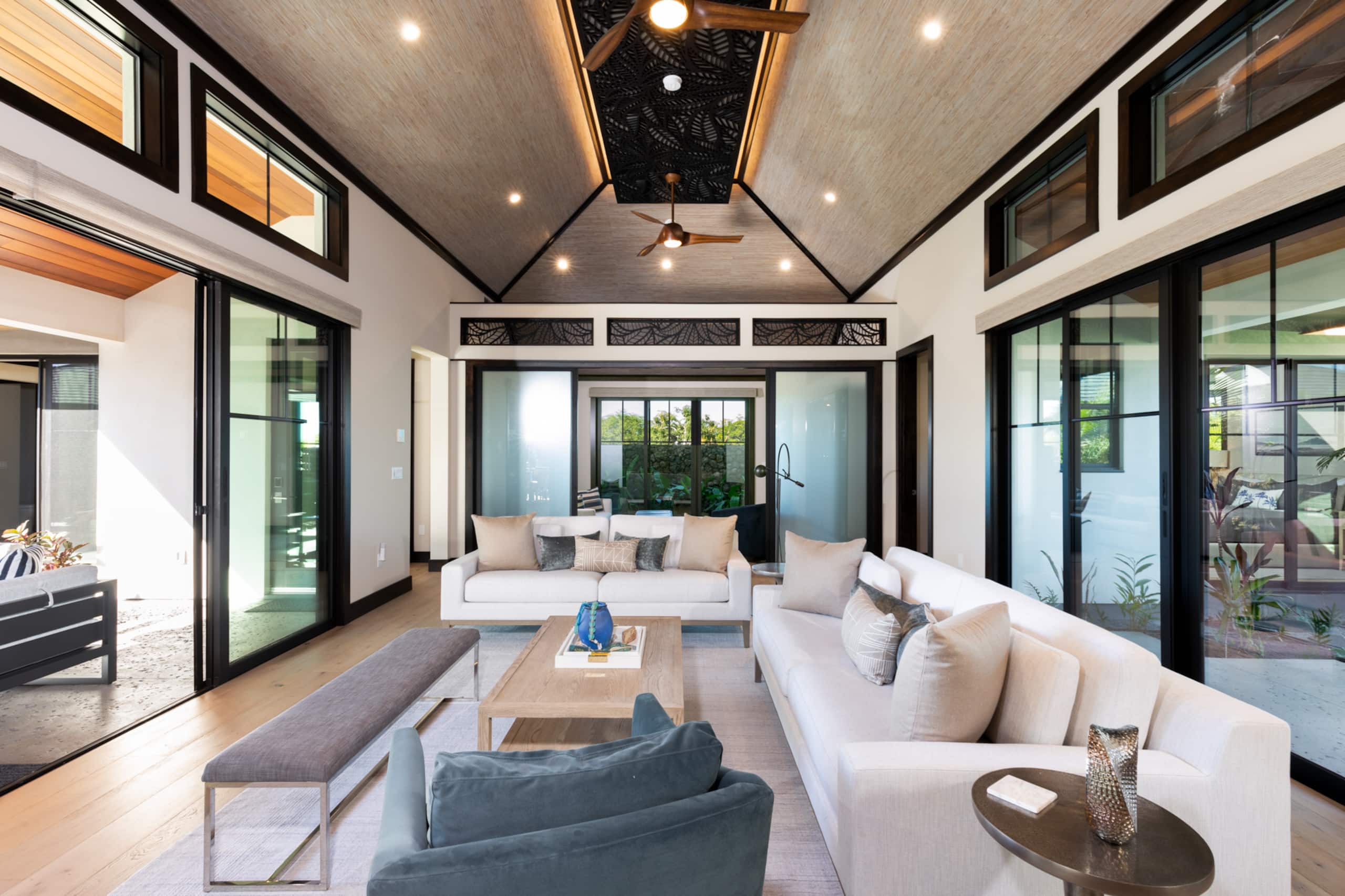 Home in Waimea · ★4.8 · 4 bedrooms · 4 beds · 4.5 baths - Image 3