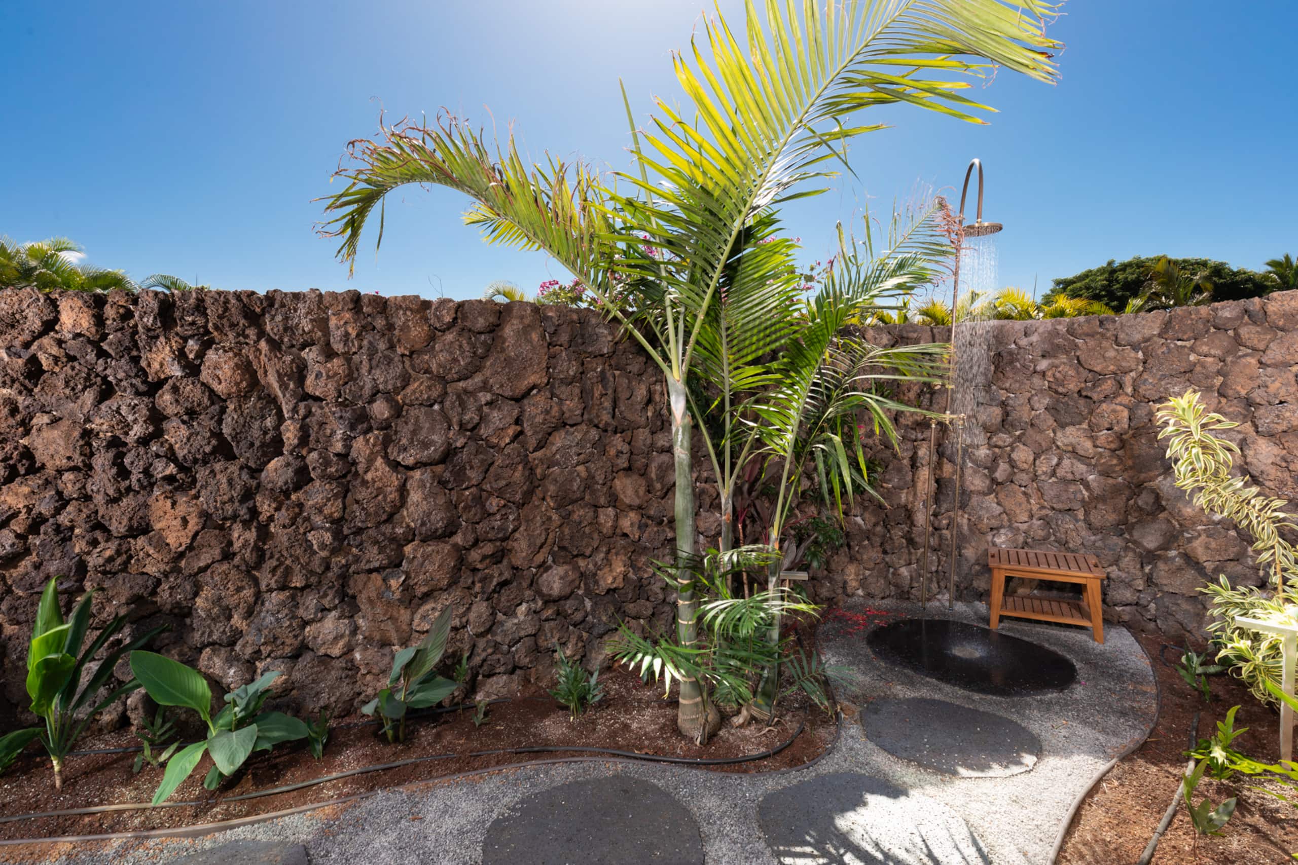 Home in Waimea · ★4.8 · 4 bedrooms · 4 beds · 4.5 baths - Image 13