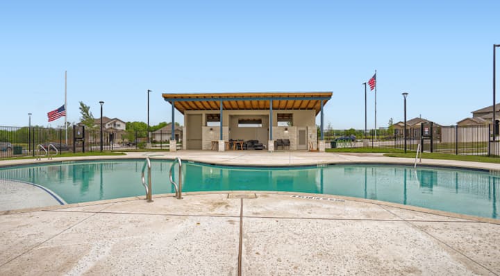 New 4br · Walk To Community Pool & Playground - San Marcos, TX