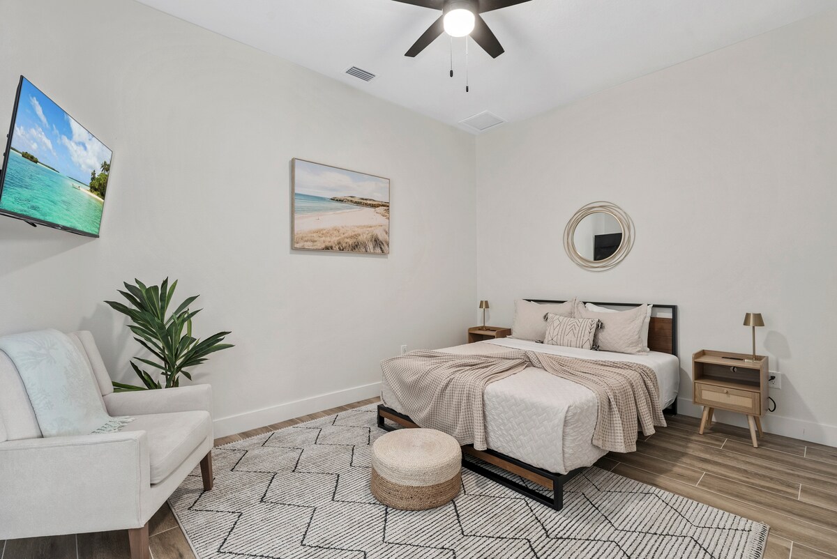 ห้องนอนที่ 2 เป็นส่วนหนึ่งของห้องชุดแม่ยายเพิ่มความเป็นส่วนตัว 