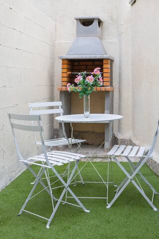 Bernabéu.Estudios conectados aeropuerto/Ifema