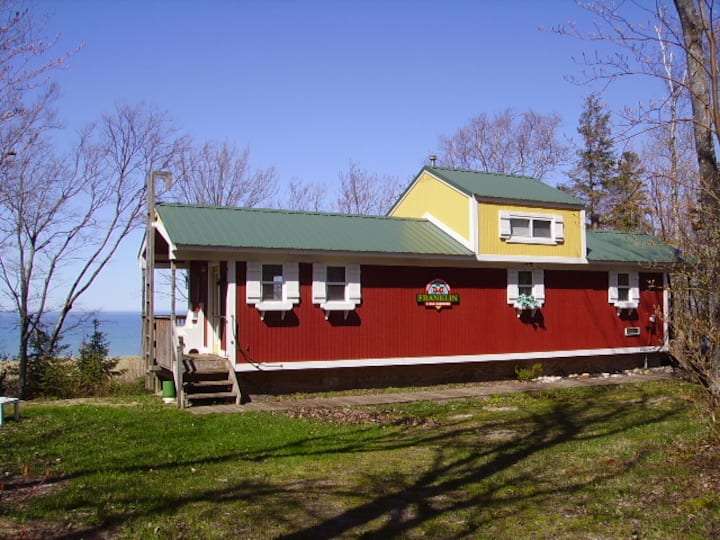 Lake Superior Caboose Style Cottage